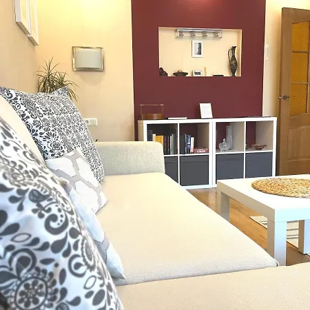 Cozy Lielvardes, Free Parking, Self Check-in Riga