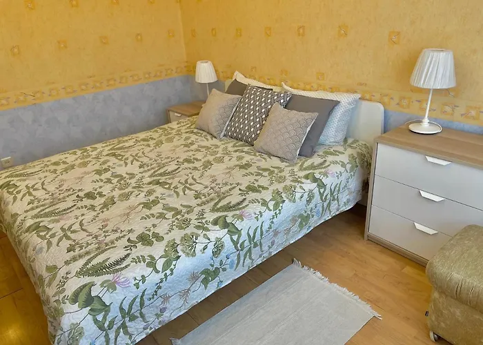 Cozy Lielvardes, Free Parking, Self Check-in