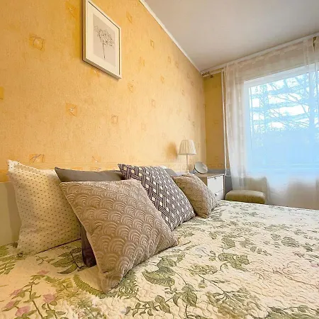 Cozy Lielvardes, Free Parking, Self Check-in Appartement *