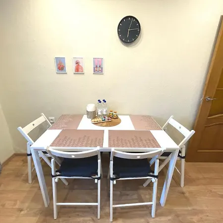 Cozy Lielvardes, Free Parking, Self Check-in *